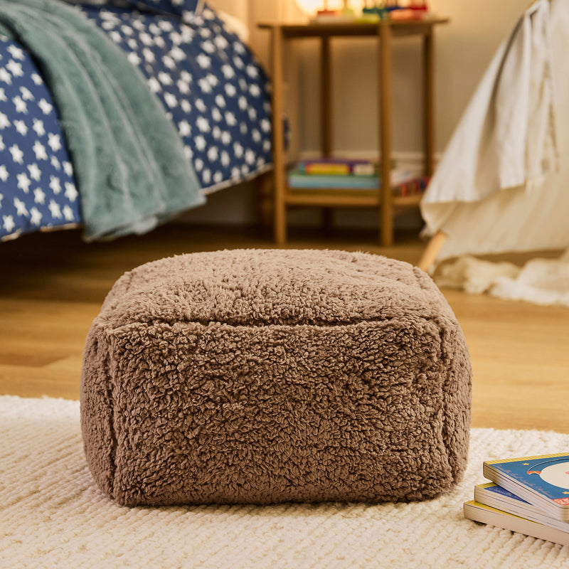 Pouf carré en polaire Teddy Mini Amara - Marron moka